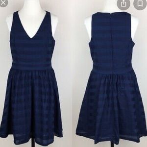 Gap Sleeveless Fit & Flare Dress with Pockets
